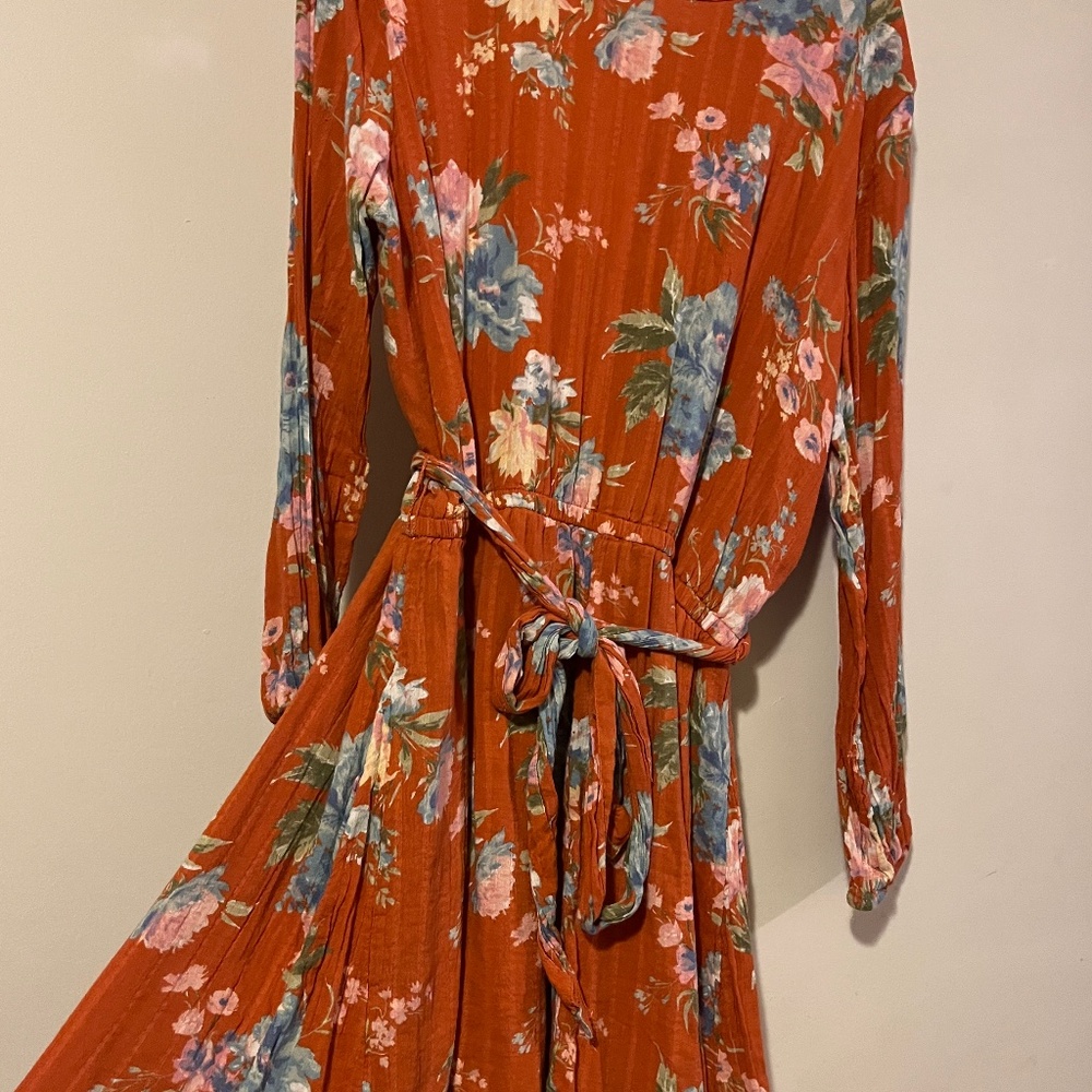 American Eagle Floral Dress